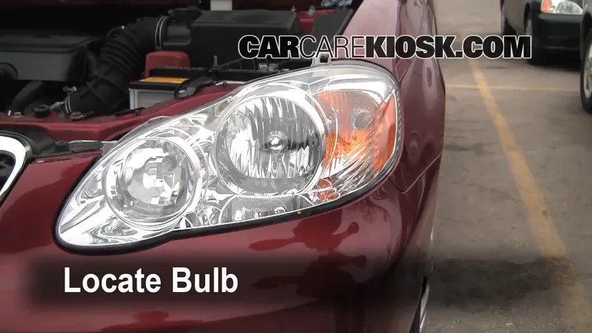 2007 Toyota Corolla CE 1.8L 4 Cyl. Lights Turn Signal - Front (replace bulb)